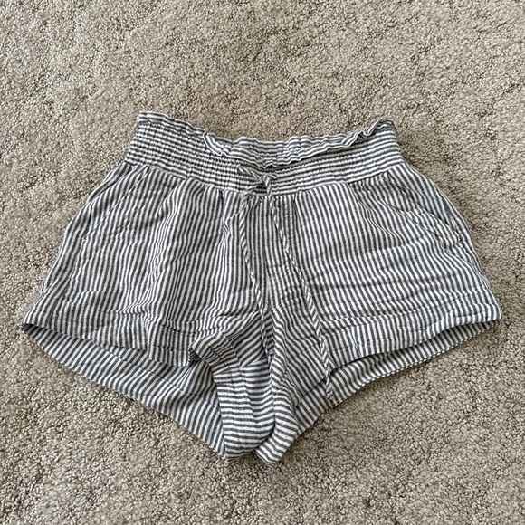 a new day Pants - A New Day Linen-Blend Striped Paperbag Shorts – XS